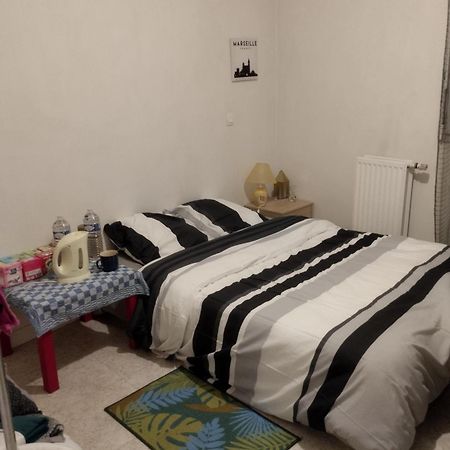 Cozy Chambre En Clichy, Tout Pres De Paris Exterior photo